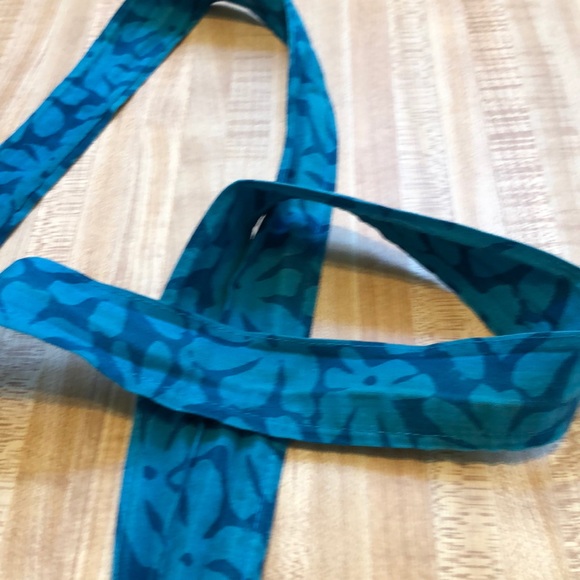 Colorful Tote - Picture 4 of 8